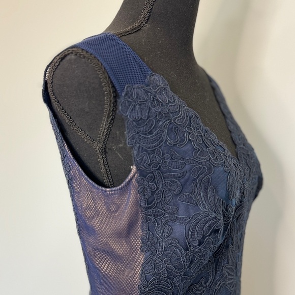 Tadashi Shoji Blue Lace Fit & Flare Midi Sleeveless Dress (Sz 6) - Picture 4 of 11
